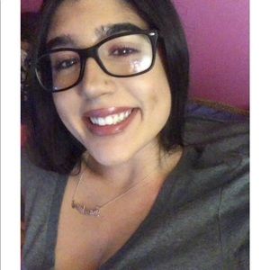 Meet your Posher, Franchesca